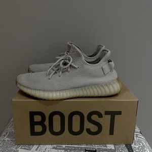 ADIDAS - Yeezy 350 V2 “SESAME”